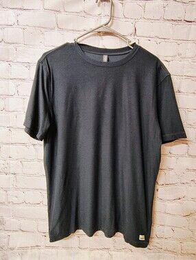 Vuori Strato Tech Tee Navy Heather Large Performance Shirt